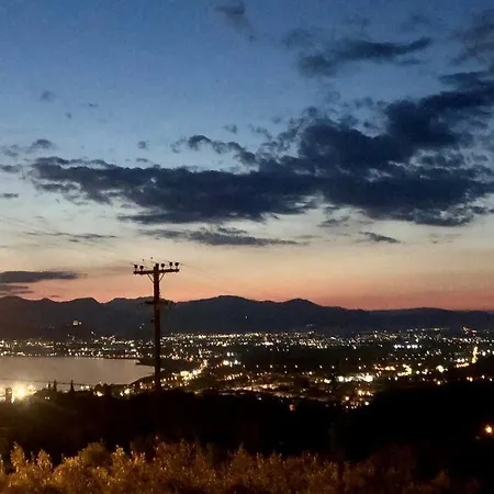 Διαμέρισμα ενtreé Near Palamidi Castle